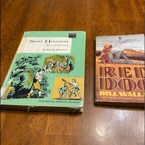 Sam Houston Boy Chieftain hardback and paperback Red Dog. - Picture 1 of 14